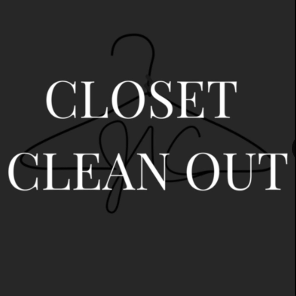 LULULEMON CLEAR OUT